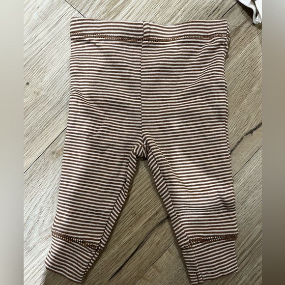 Carter’s Baby Set - NWOT - Picture 4 of 5